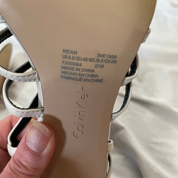 Calvin Klein Women's Neah Caged Sandals White Gladiator Size 9.5 M Excellent Con - Picture 13 of 16